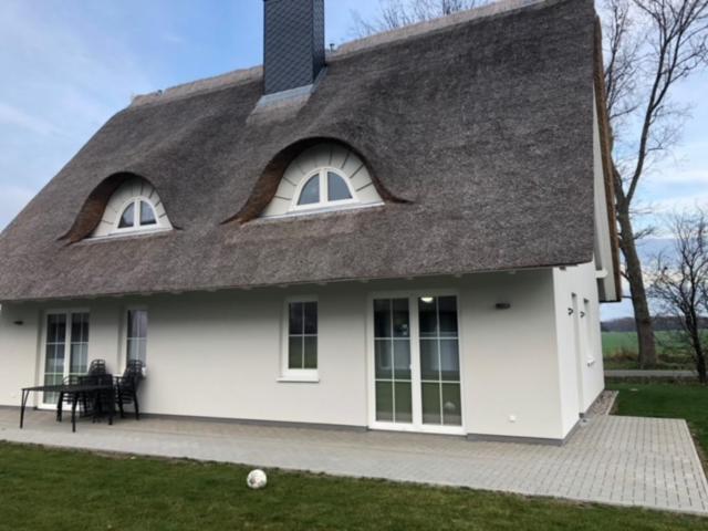 Villa Reetidyll Am Haff Pepelow Exterior foto